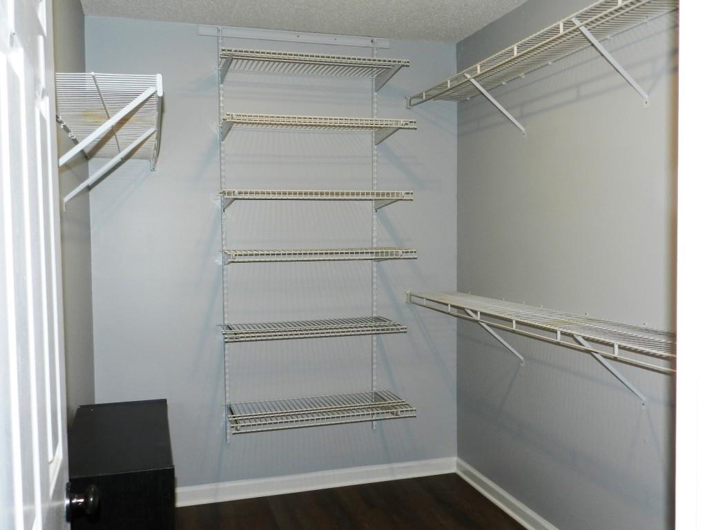 310 Cadeleigh Court