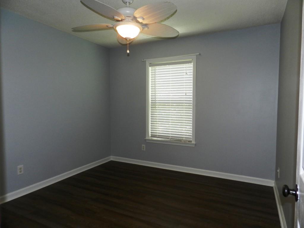 310 Cadeleigh Court