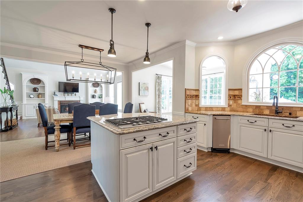 832 Forest Path Lane