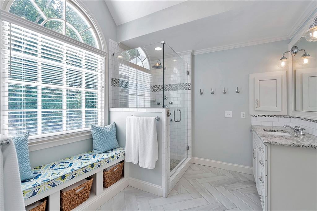 832 Forest Path Lane