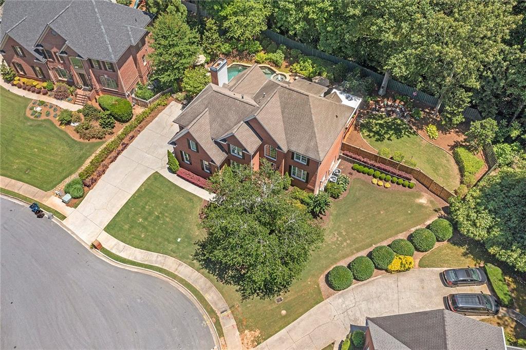 832 Forest Path Lane