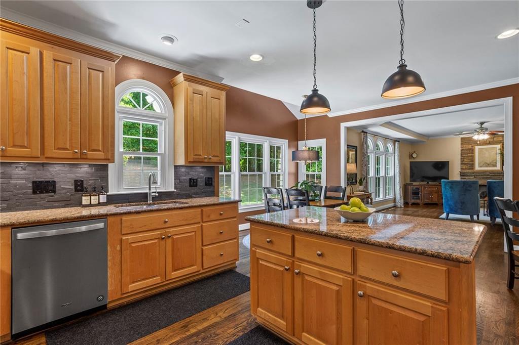 6511 Surrey Run Place