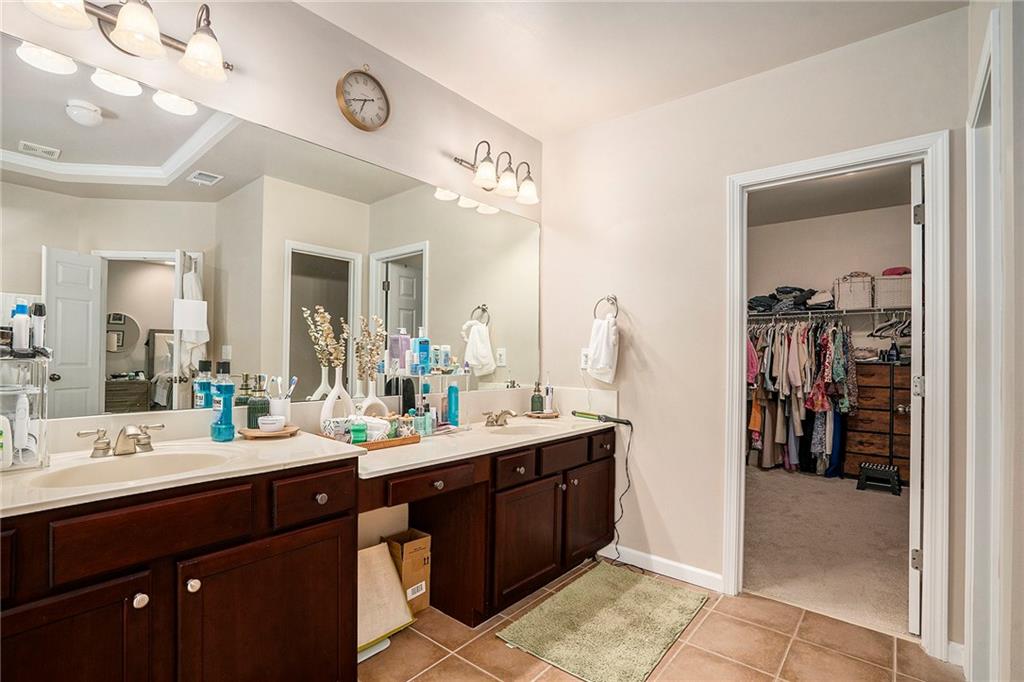 12807 Doe Drive