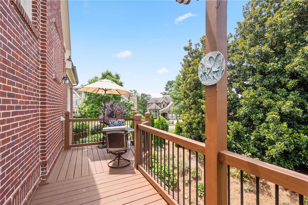 2595 Hillandale Circle