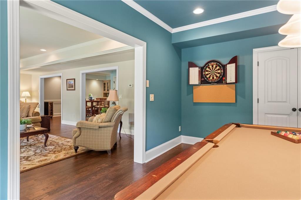 2595 Hillandale Circle
