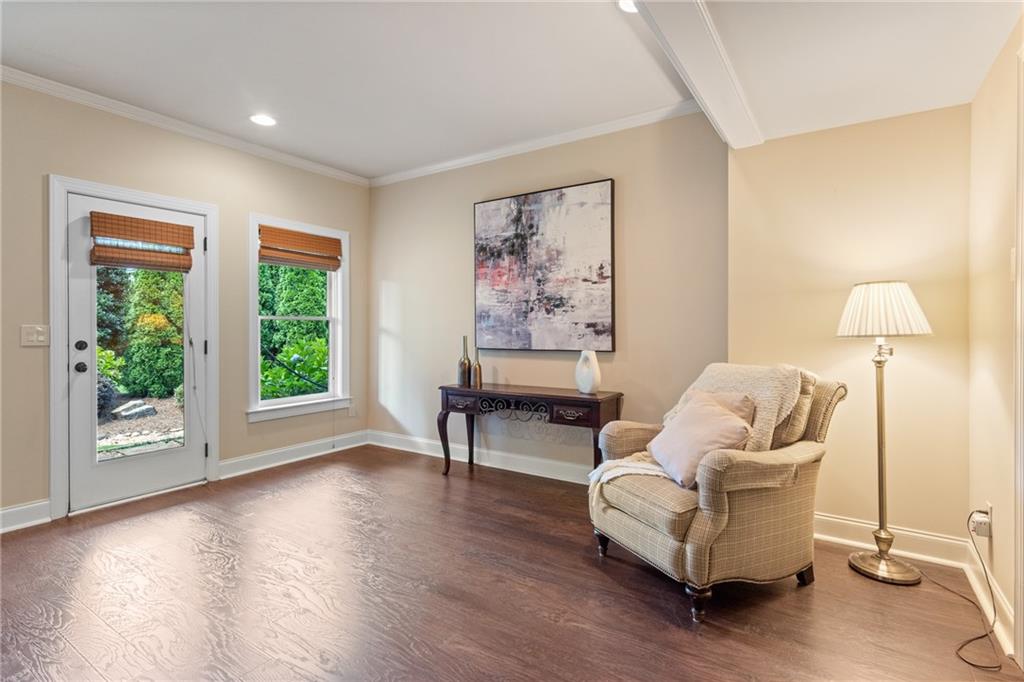 2595 Hillandale Circle