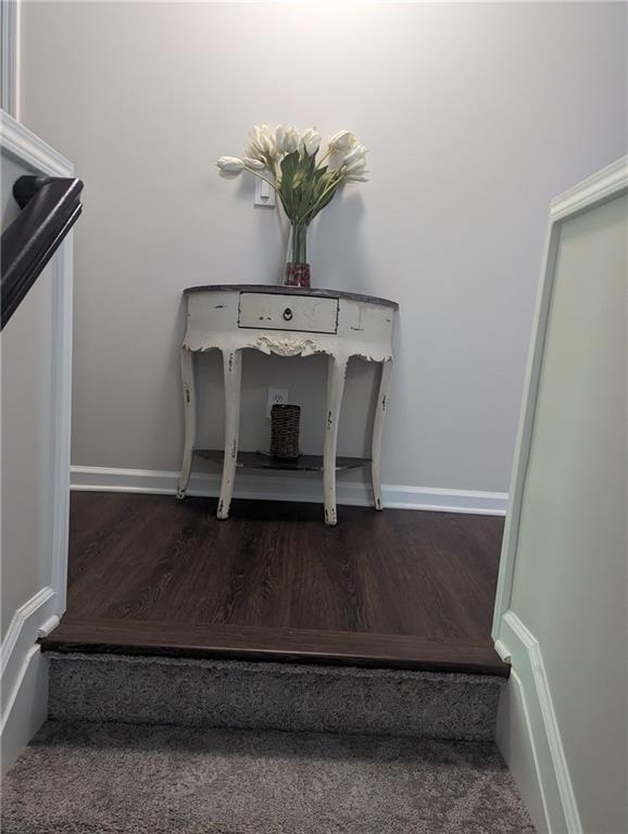 500 Hillside Trail