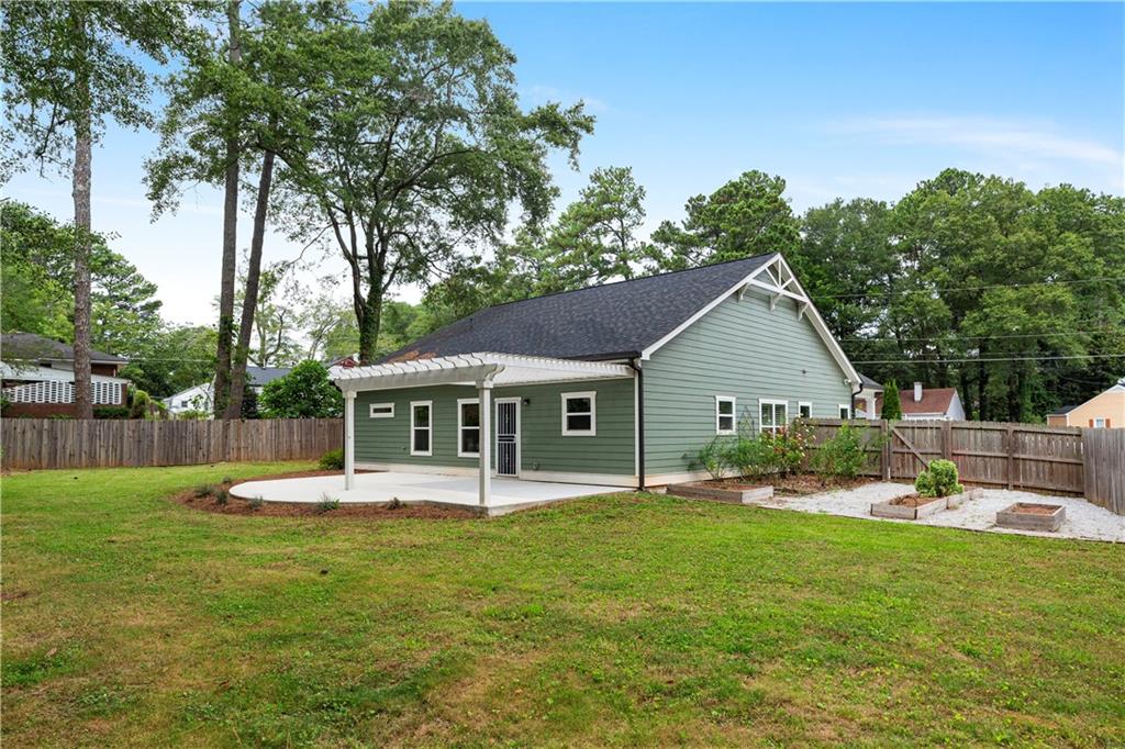 1170 Edgefield Drive SW