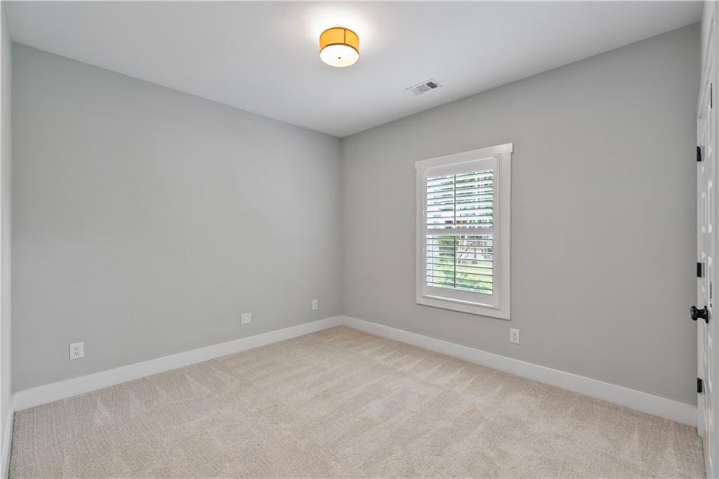 1170 Edgefield Drive SW