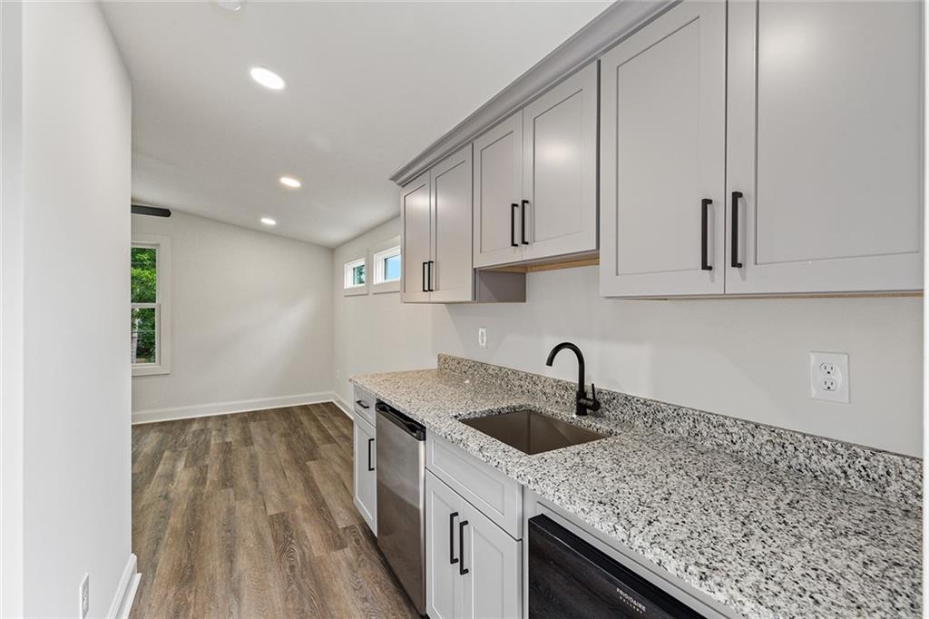 58 Candler Road NE