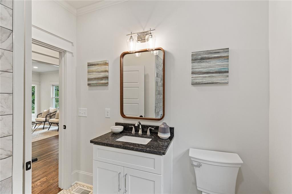 58 Candler Road NE