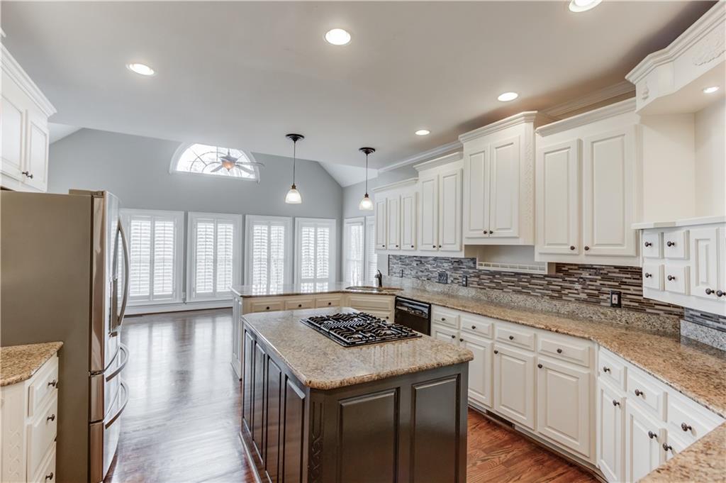 207 River Overlook Road