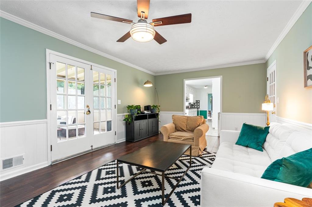2448 BROAD CREEK Drive