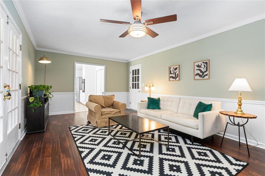 2448 BROAD CREEK Drive