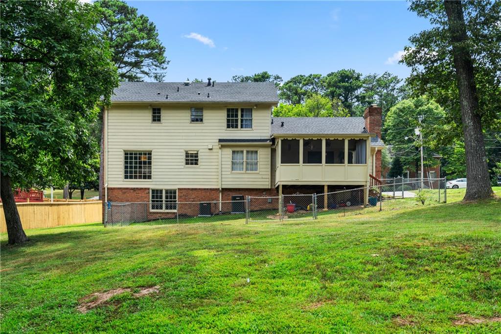 2448 BROAD CREEK Drive