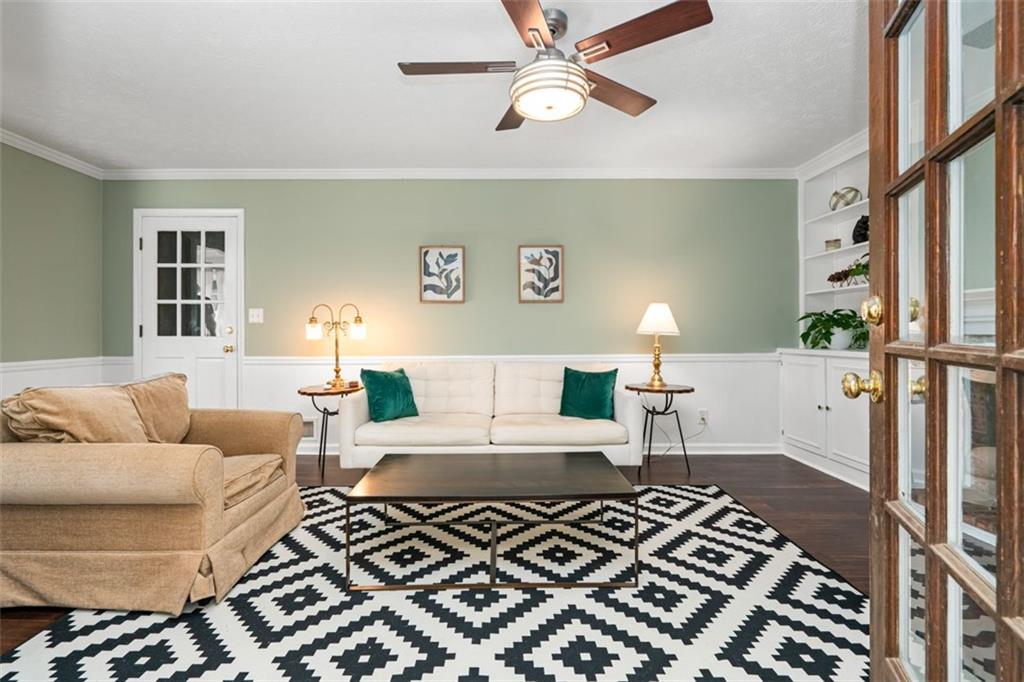 2448 BROAD CREEK Drive