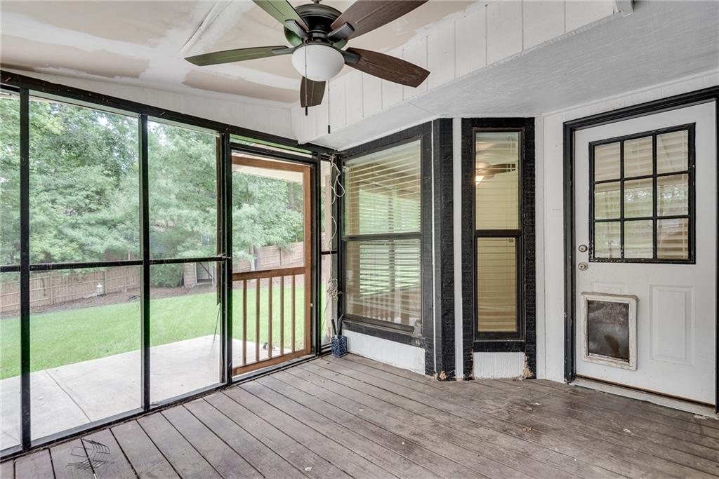 1270 BEEBLOSSOM Trail