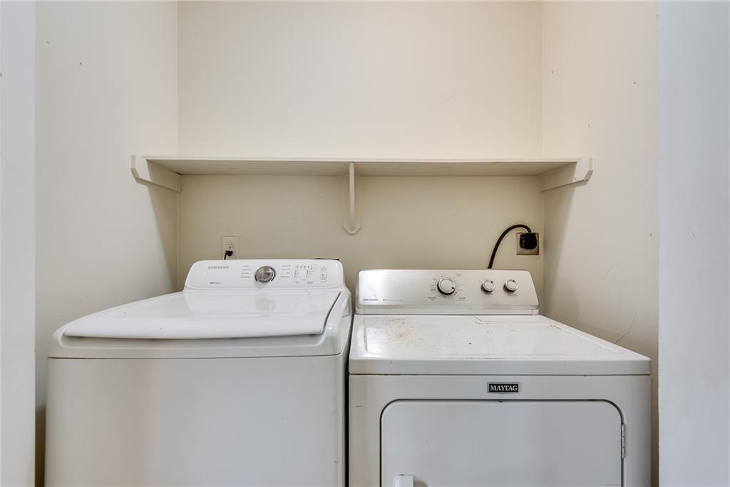 1270 BEEBLOSSOM Trail