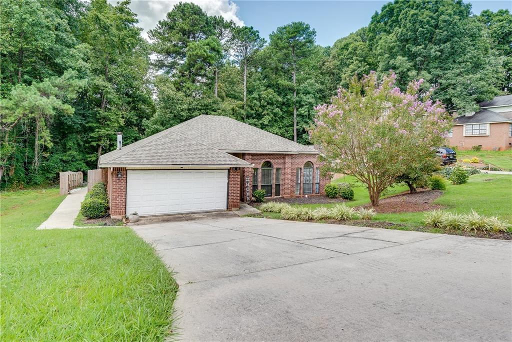 1270 BEEBLOSSOM Trail
