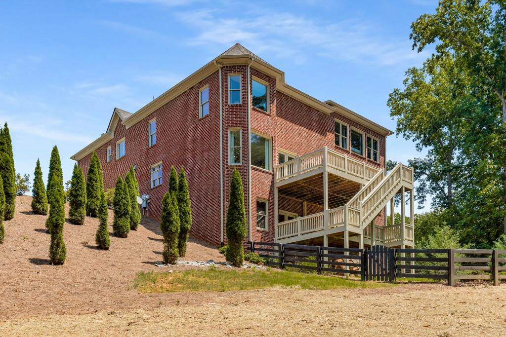 990 Canonero Drive