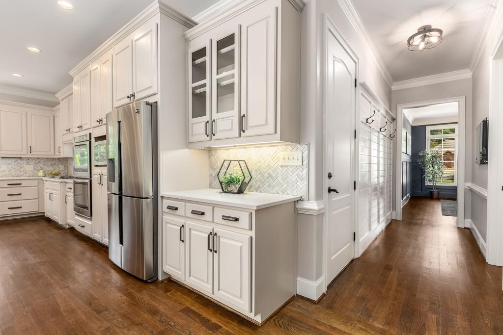 990 Canonero Drive
