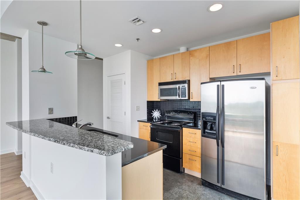 923 Peachtree Street NE Unit 833