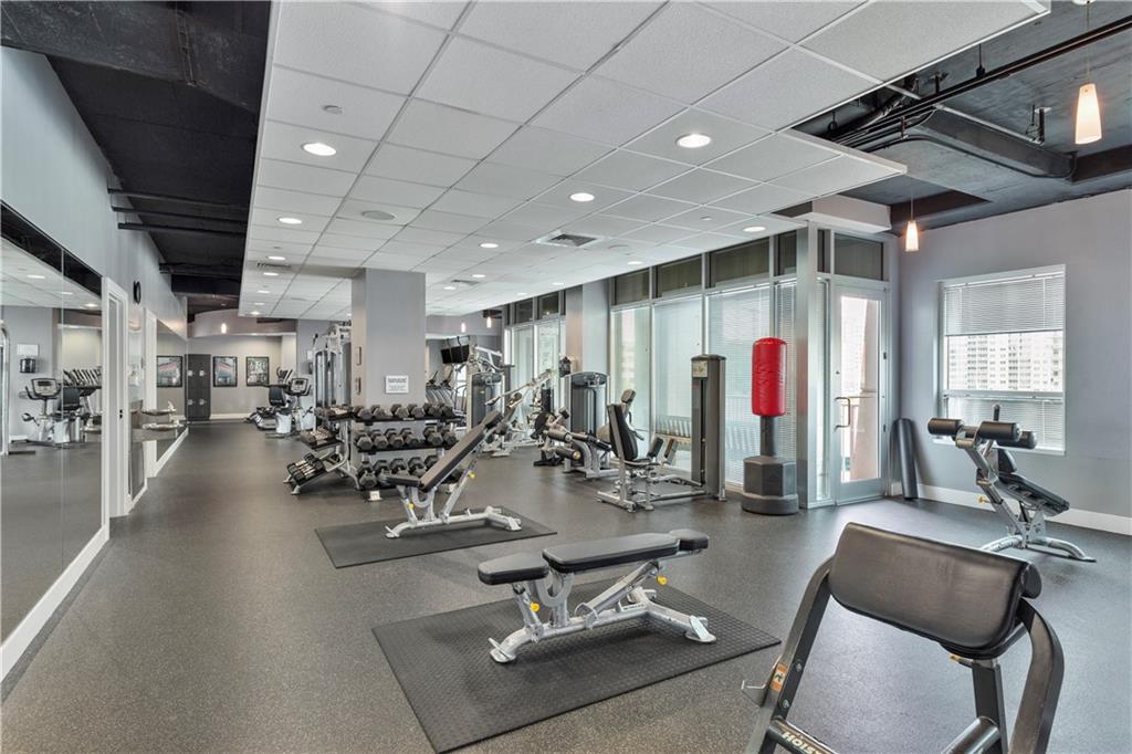 923 Peachtree Street NE Unit 833
