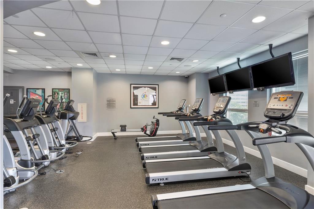 923 Peachtree Street NE Unit 833