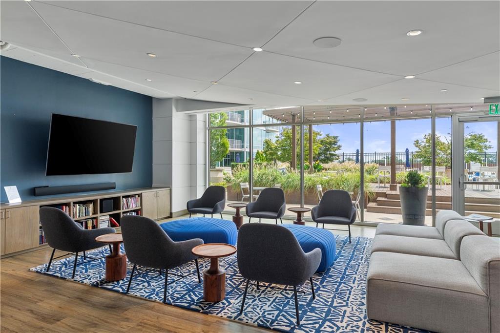 923 Peachtree Street NE Unit 833