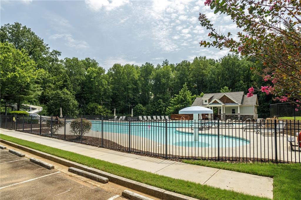 7610 Scenic Overlook