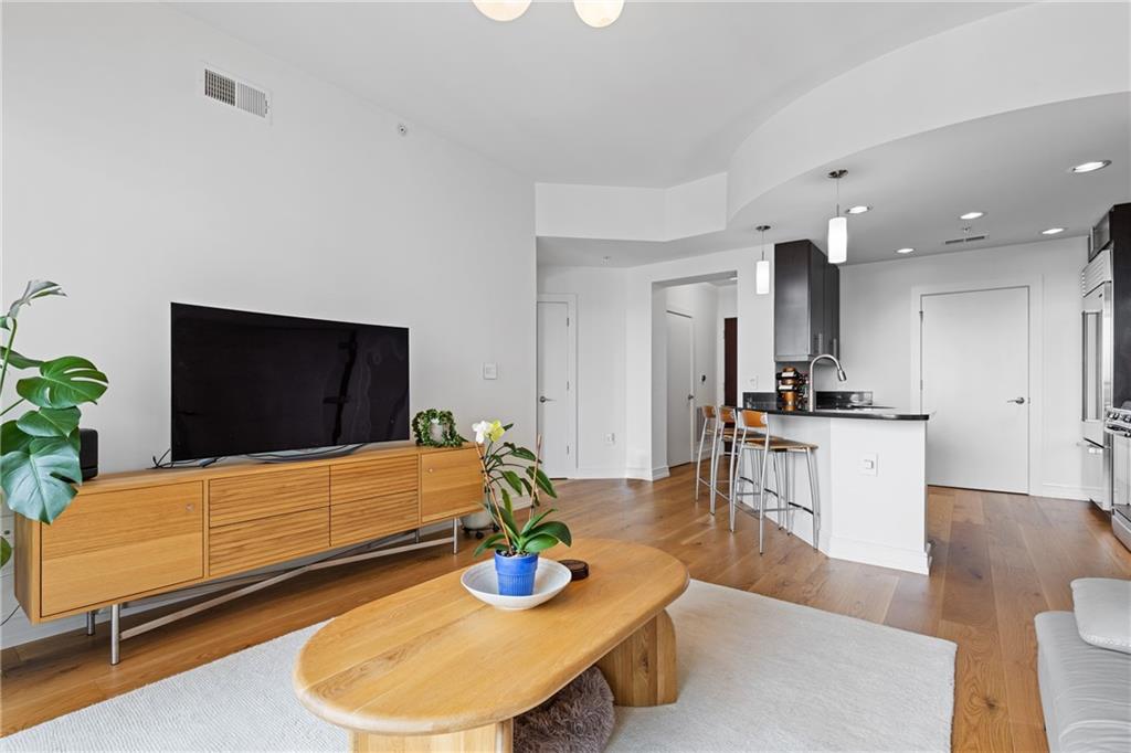 222 12th Street NE Unit 2108