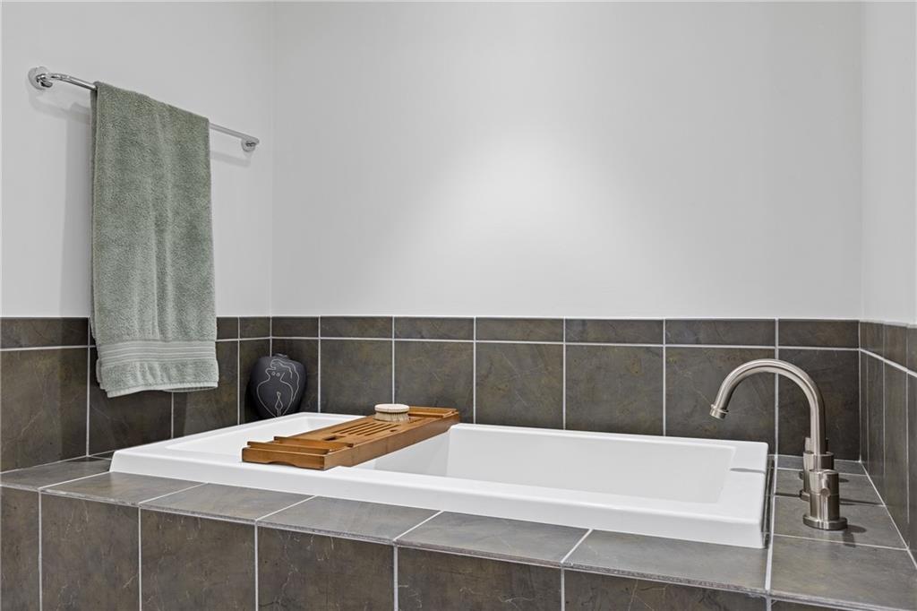 222 12th Street NE Unit 2108