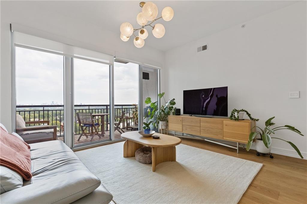 222 12th Street NE Unit 2108