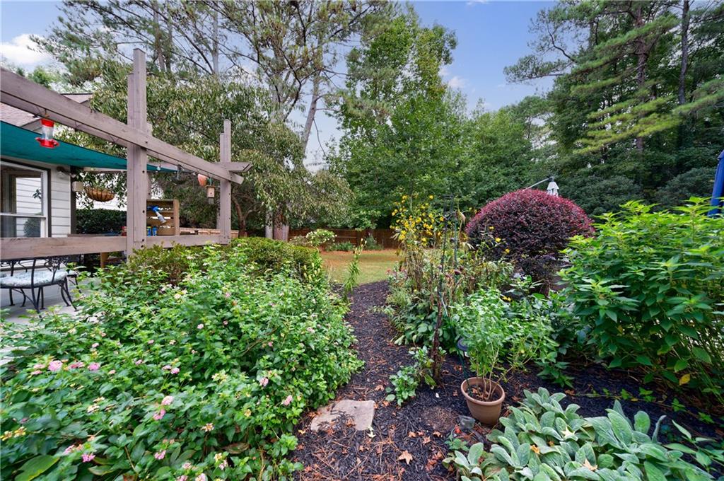 825 Kingridge Drive