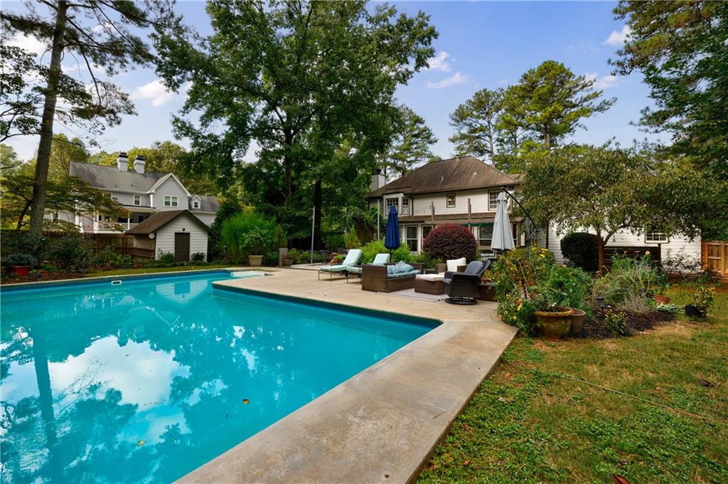 825 Kingridge Drive