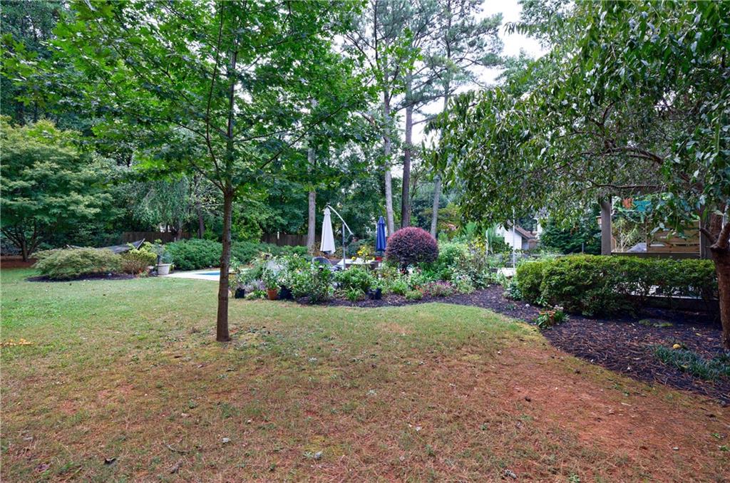 825 Kingridge Drive