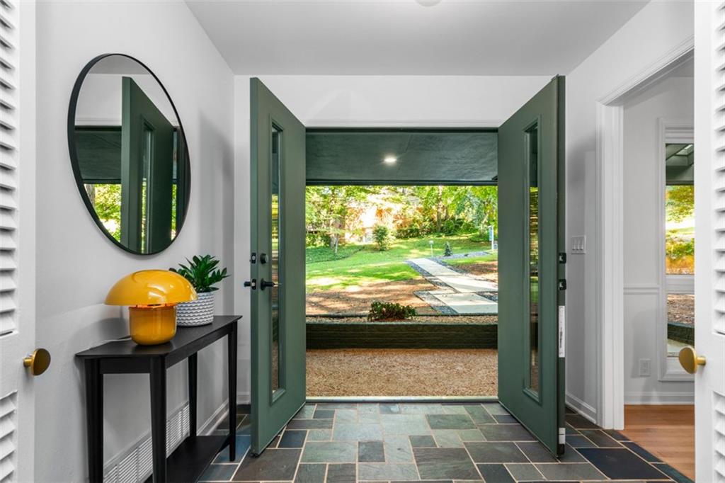 2120 ELDORADO Drive NE