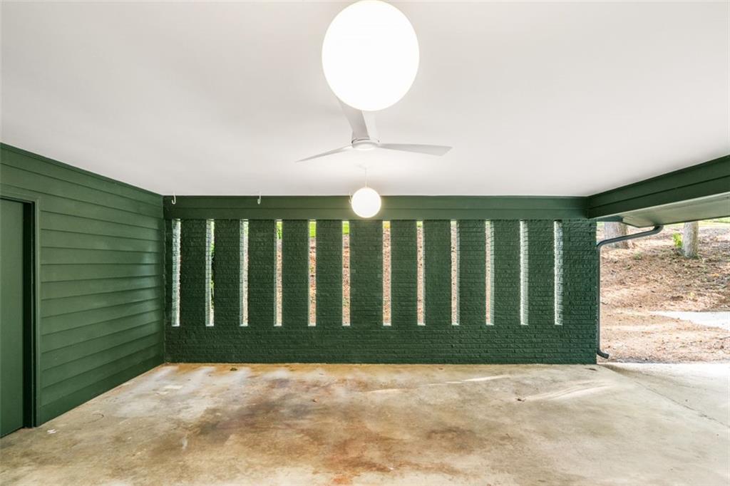 2120 ELDORADO Drive NE