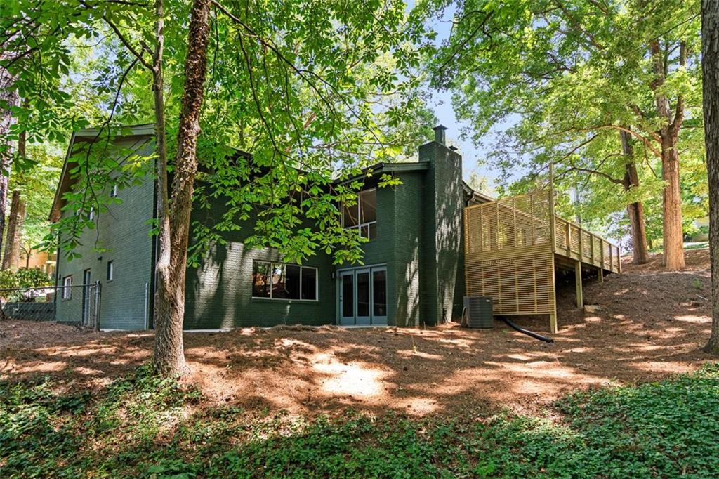 2120 ELDORADO Drive NE