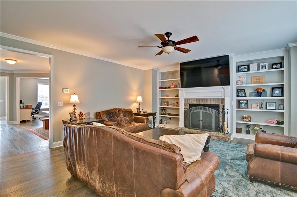 258 Chadwyck Lane