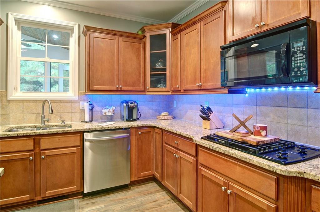 258 Chadwyck Lane
