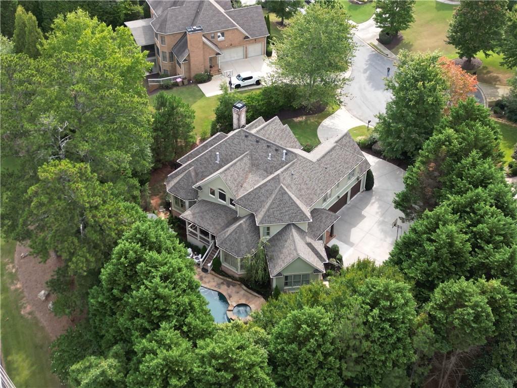 2730 Hermitage Drive