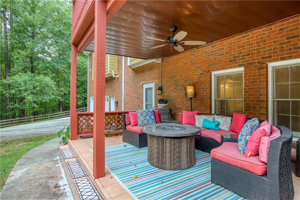 2601 County Line Road NW
