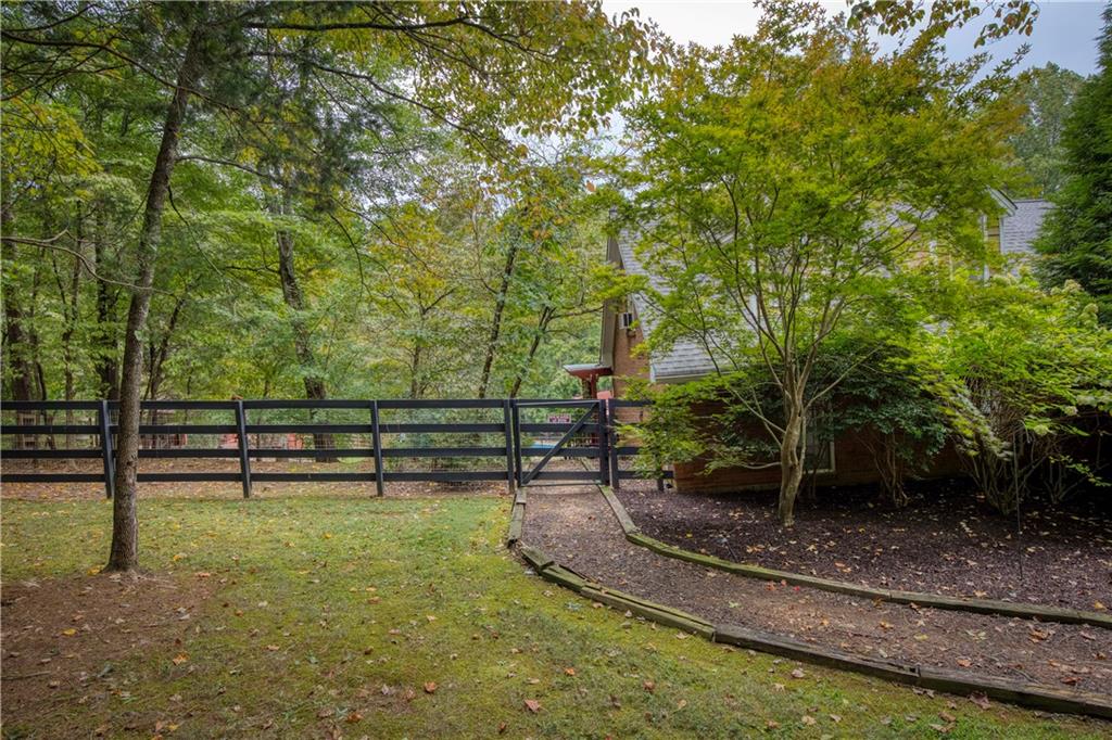 2601 County Line Road NW