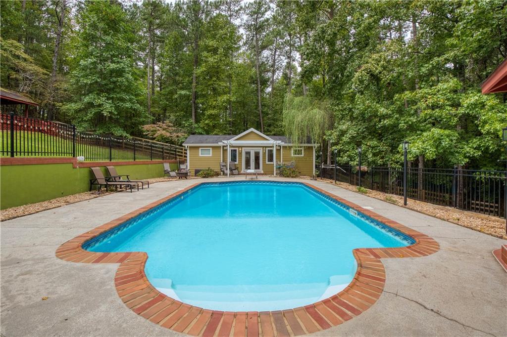 2601 County Line Road NW