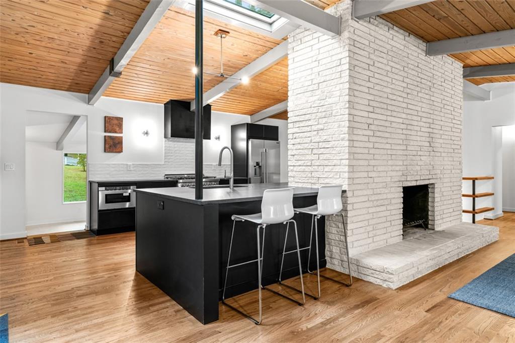 3036 HATHAWAY Court