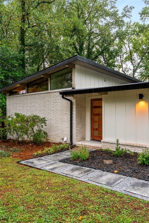 3036 HATHAWAY Court