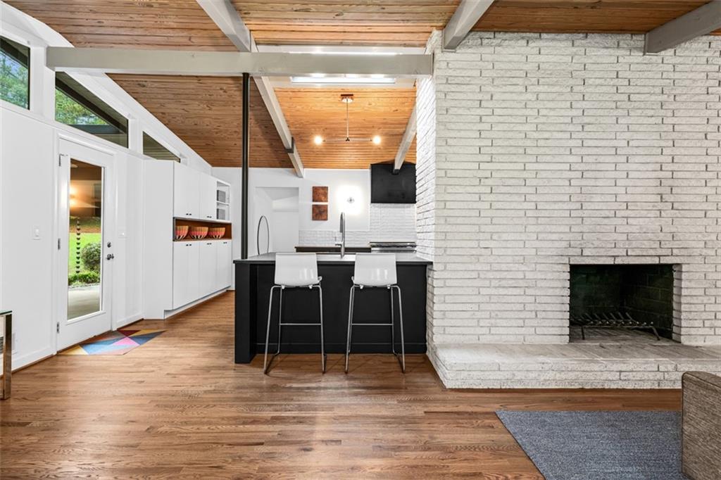3036 HATHAWAY Court