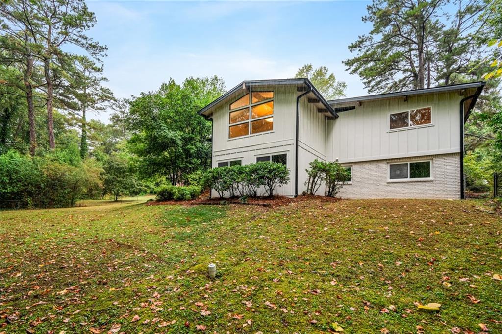 3036 HATHAWAY Court