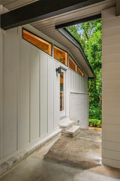 3036 HATHAWAY Court